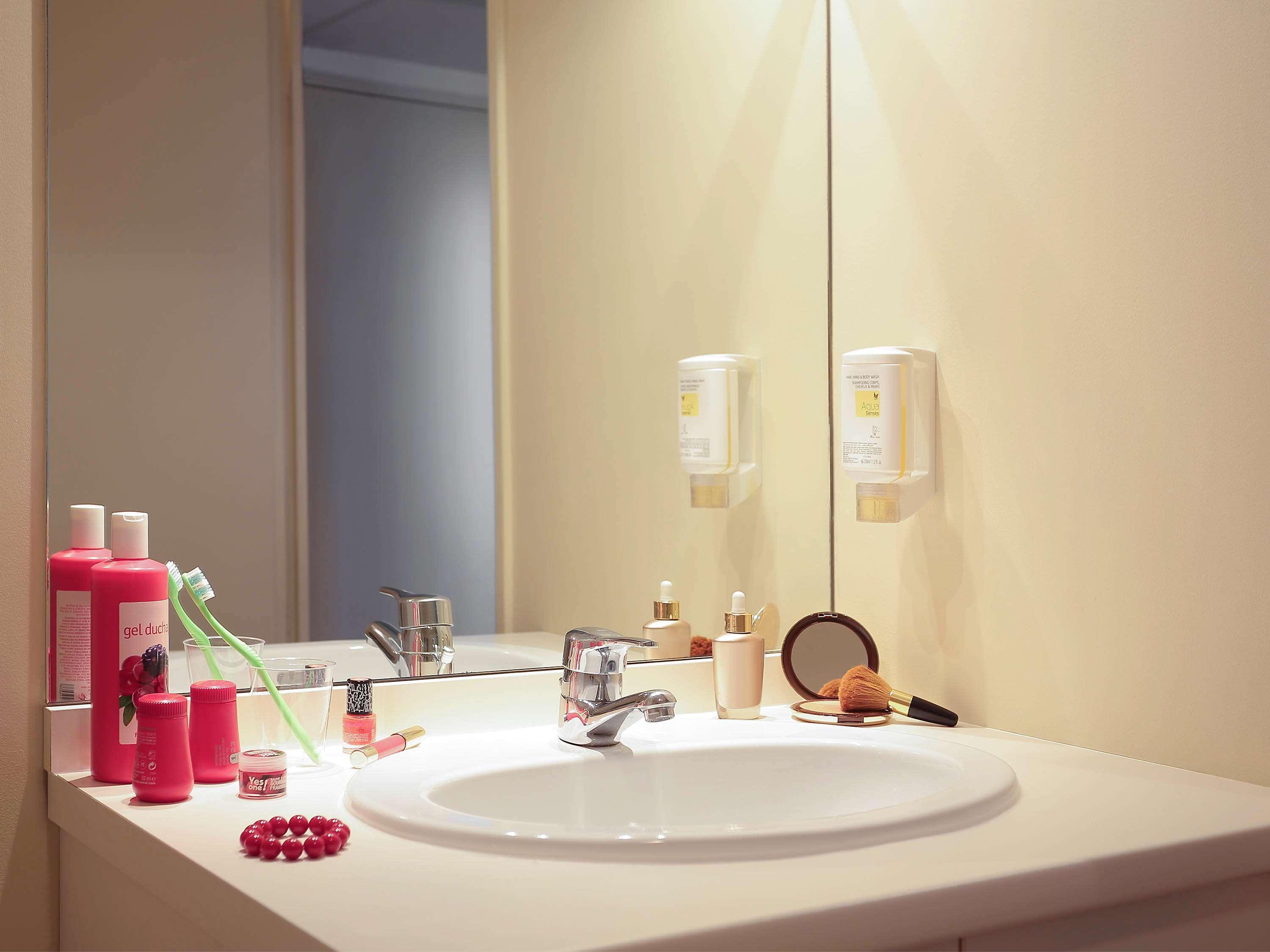 Aparthotel Adagio Access Авиньон Екстериор снимка